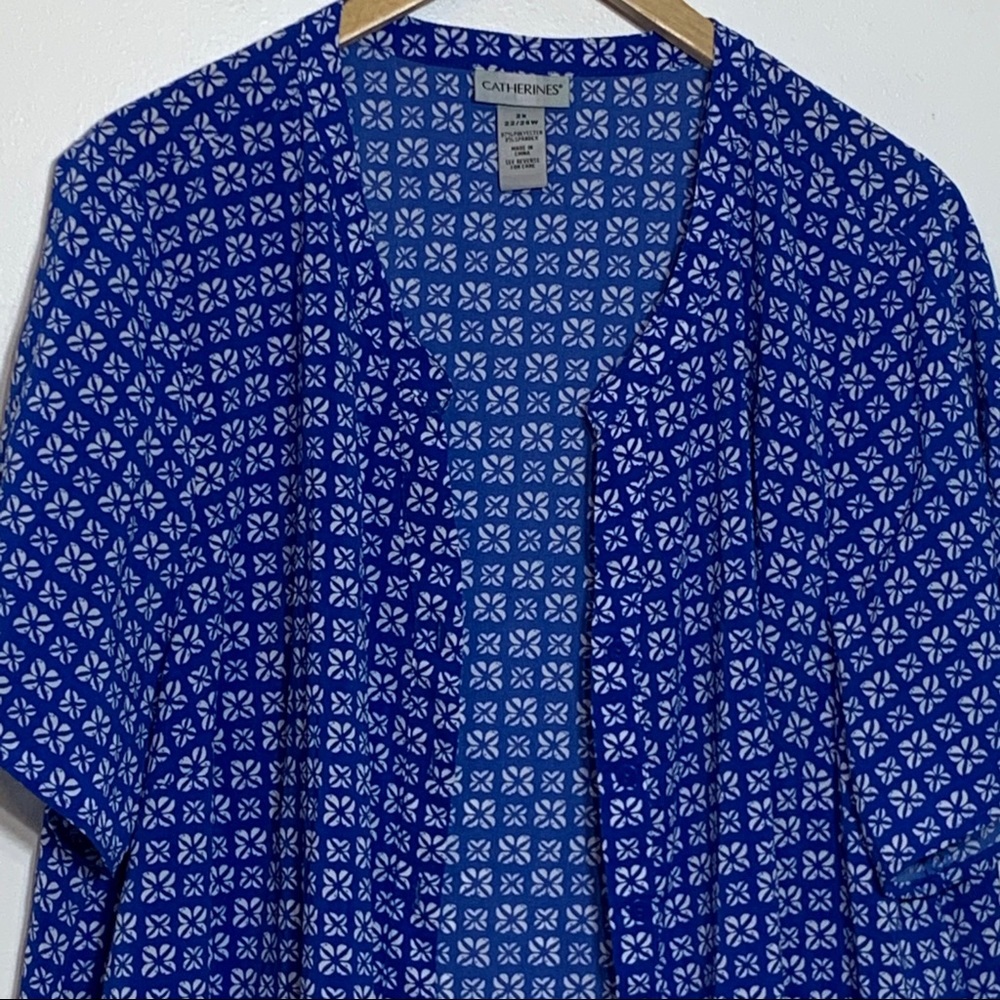 NWOT Catherines Blue‎ and White Button Down Blouse